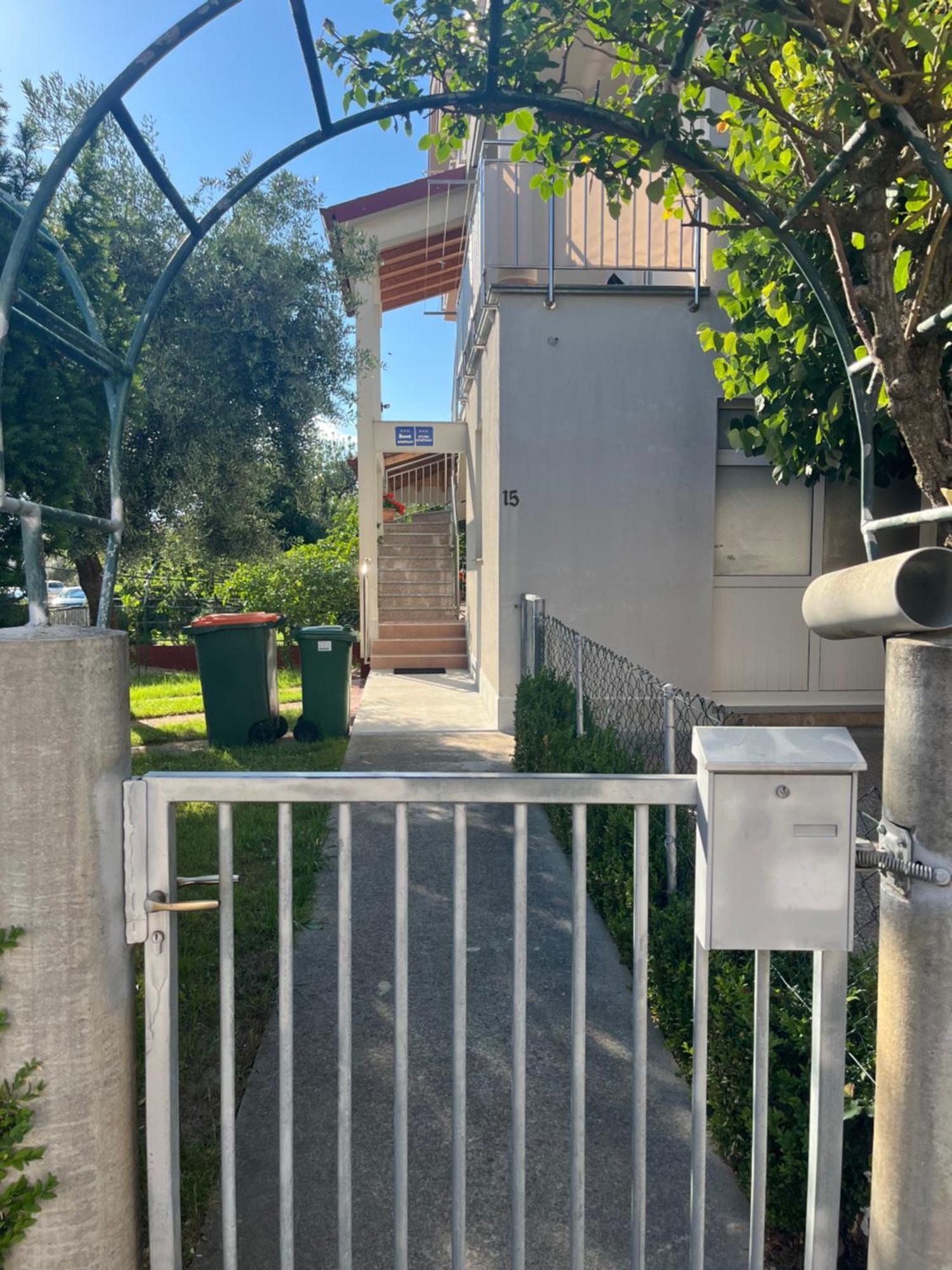 Lipa Apartman 扎达尔 外观 照片
