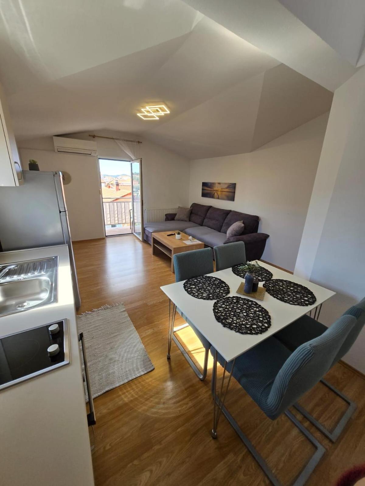 Lipa Apartman 扎达尔 外观 照片