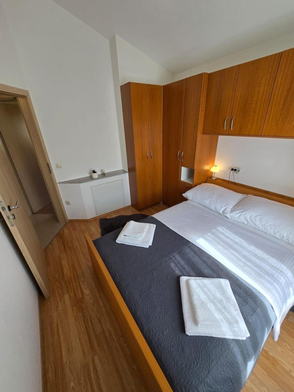 Lipa Apartman 扎达尔 外观 照片