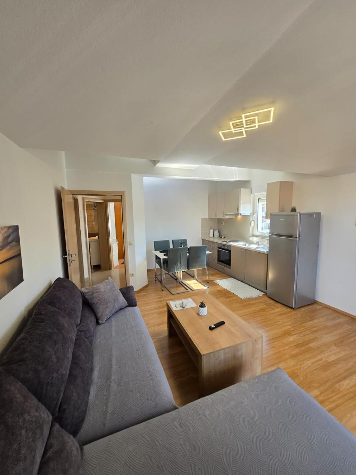 Lipa Apartman 扎达尔 外观 照片